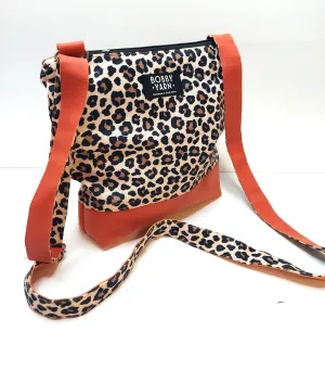 Bobby Yarn Pamela Sling bag
