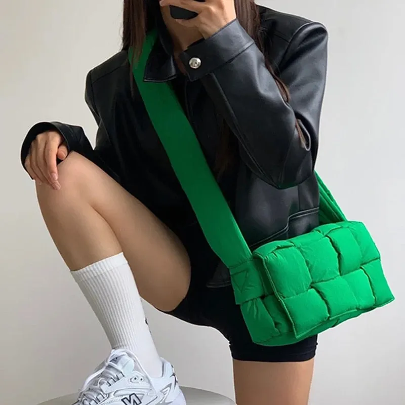 Christmas Gift Fashion Woven Cotton Padded Women Shoulder Bag Brands Designer Stuffing Down Crossbody Bags for Women 2021 Knitting Handbag Ins