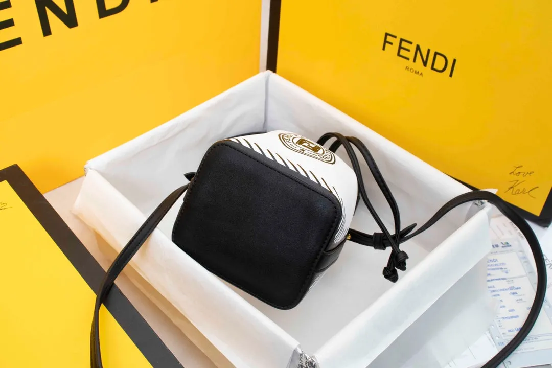 Designer Purses - FND - 6567