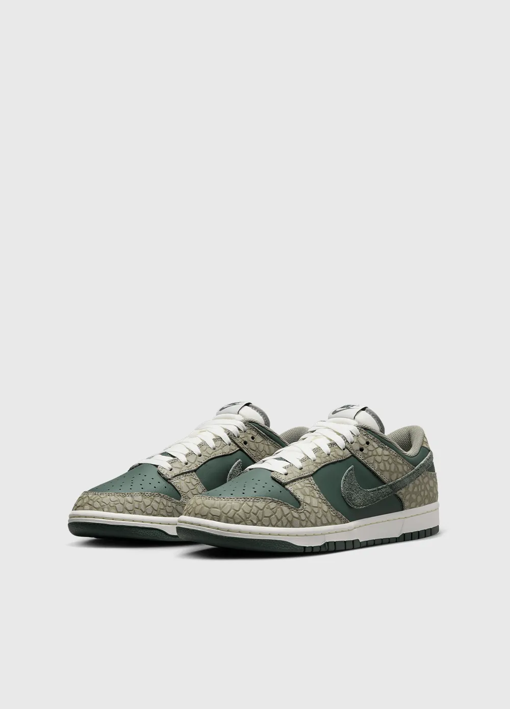 Dunk Low Premium 'Urban Landscape 2.0' Sneakers