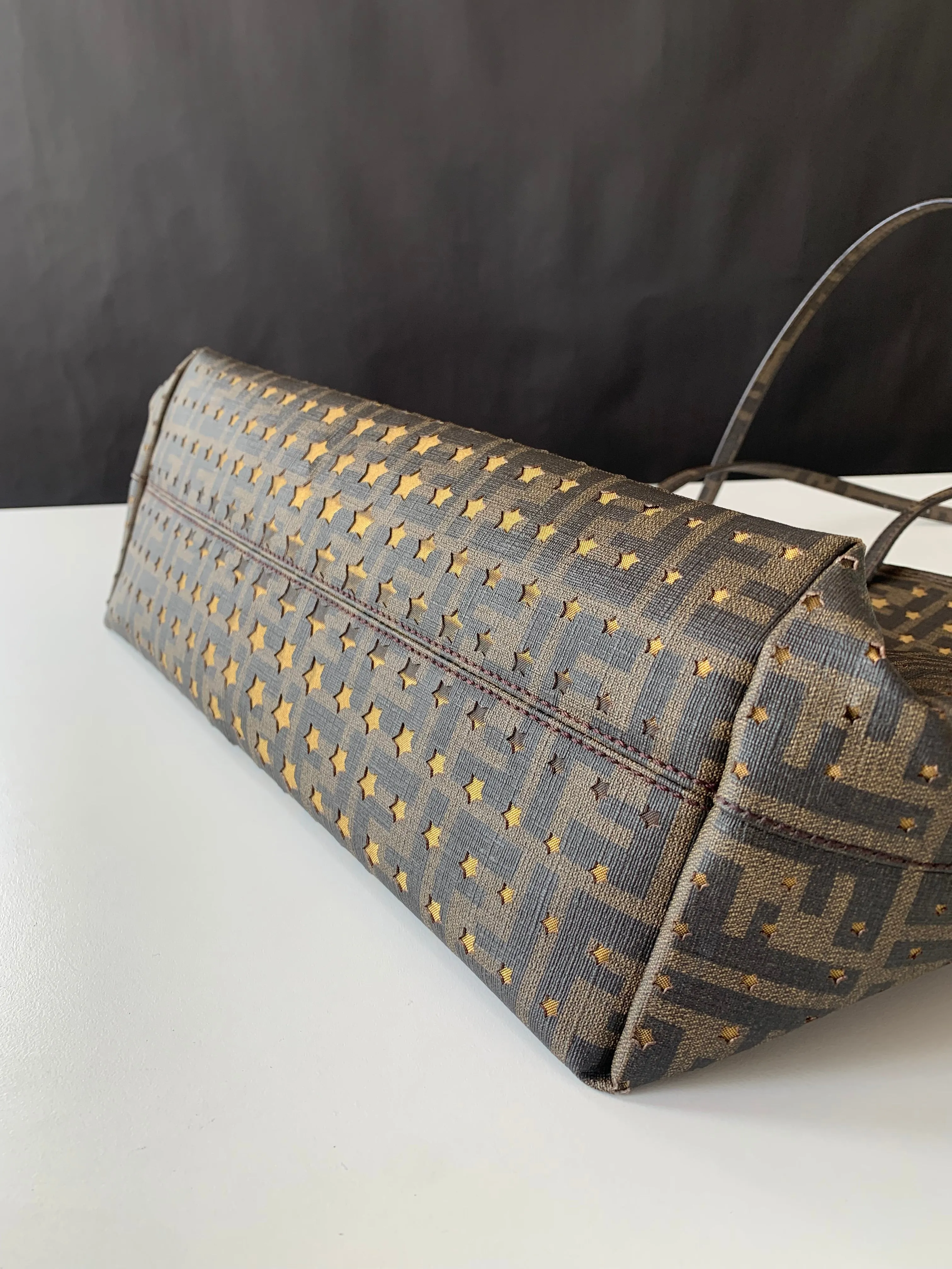 <b>FENDI</b> <br>Zucca Spalmati Stars Roll Tote