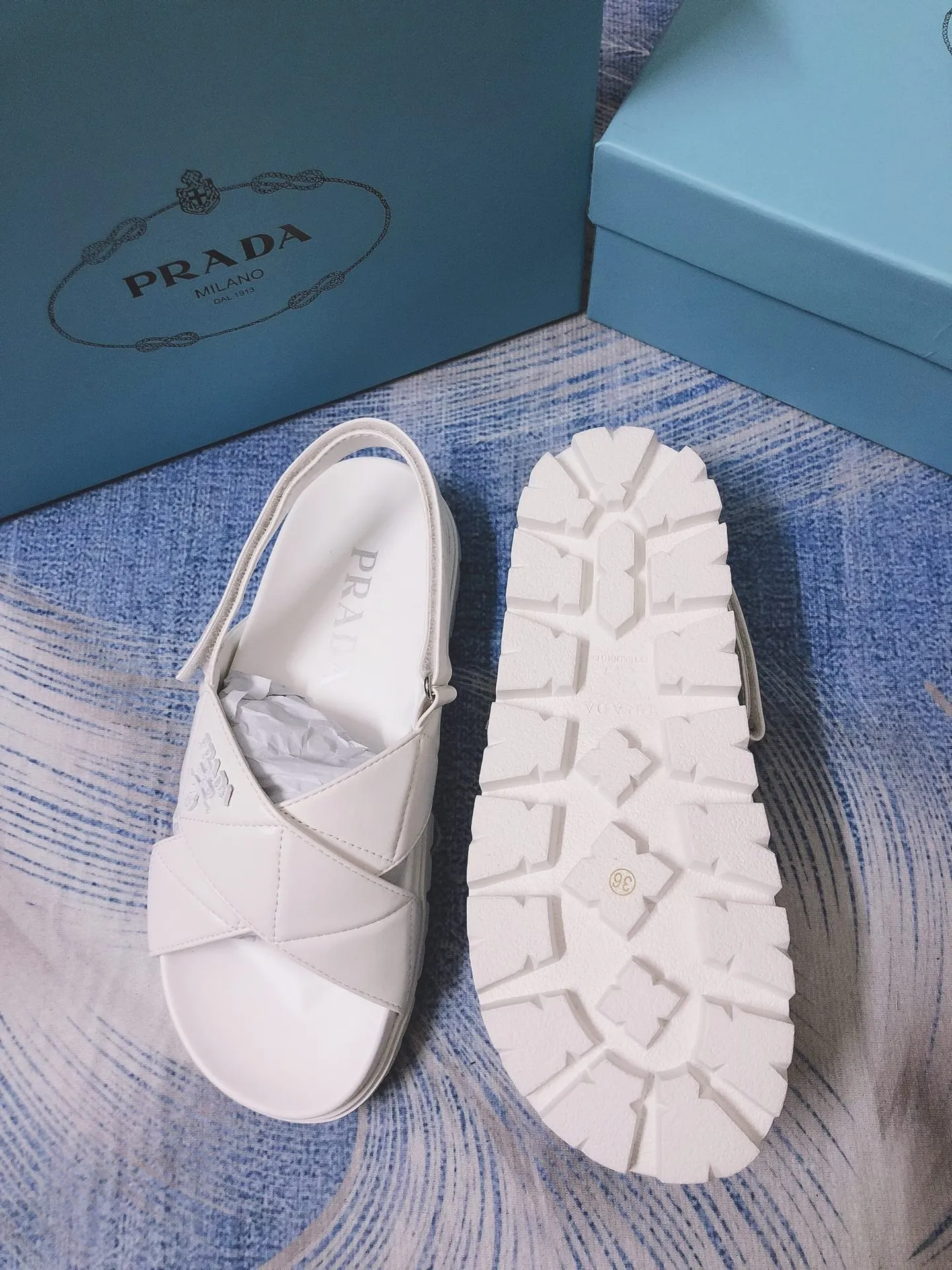 SE856 PD Quilted Nappa Leather Flatform Sandals / Size4-9
