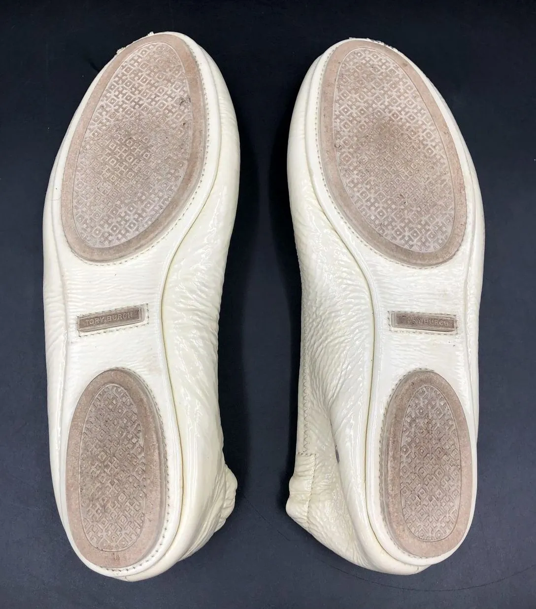 Tory Burch Women's Minnie Cream White Patent Leather Ballet Flats - Sz 8 ( COA)