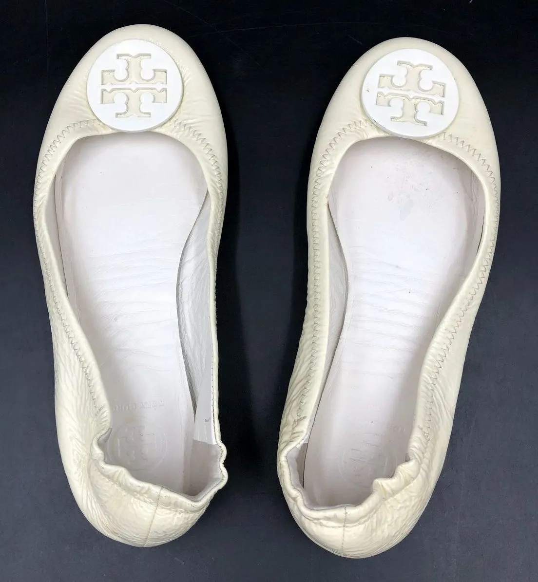 Tory Burch Women's Minnie Cream White Patent Leather Ballet Flats - Sz 8 ( COA)